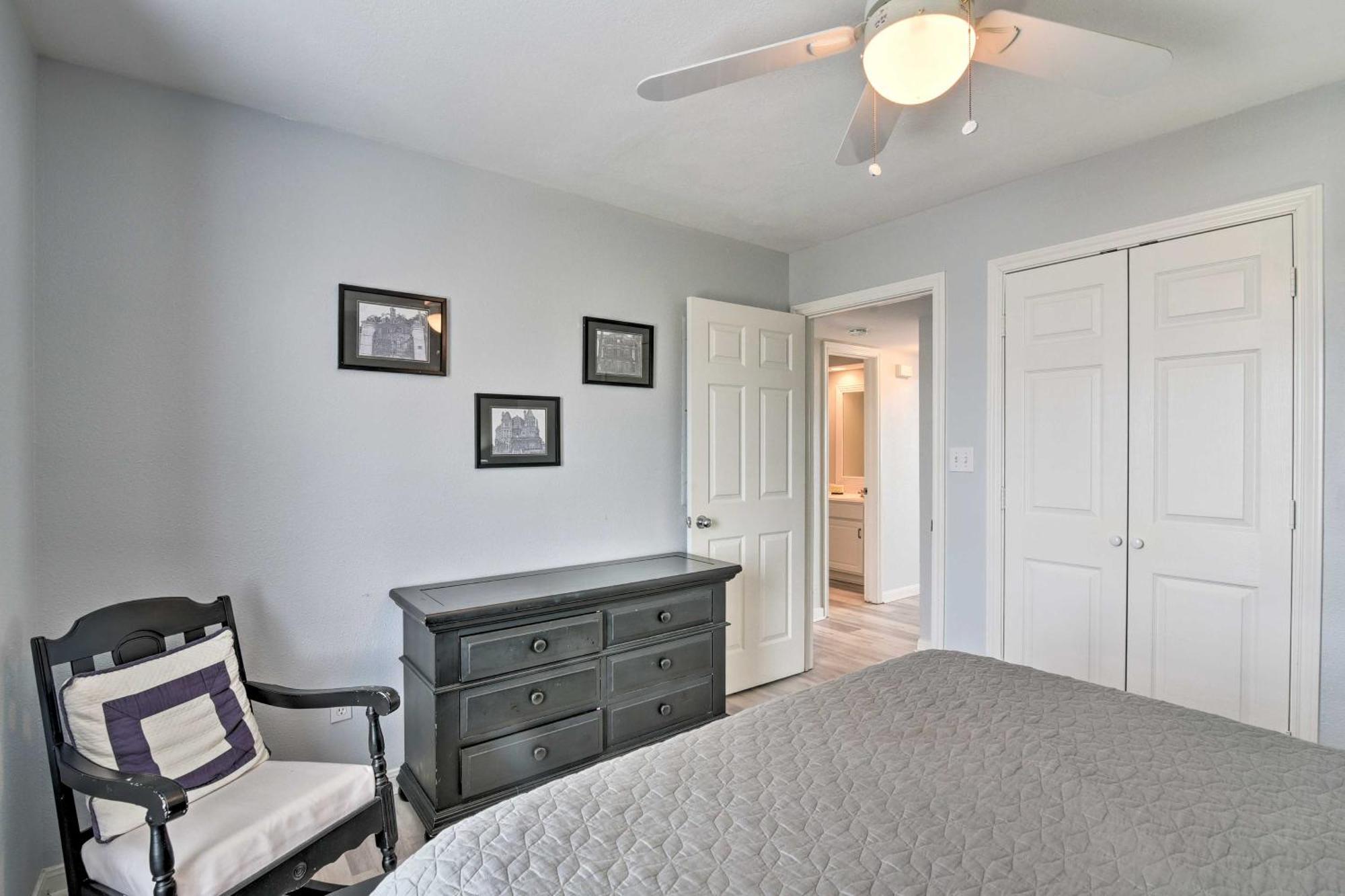 Oceanfront Galveston Home - Walk To Beach! Εξωτερικό φωτογραφία
