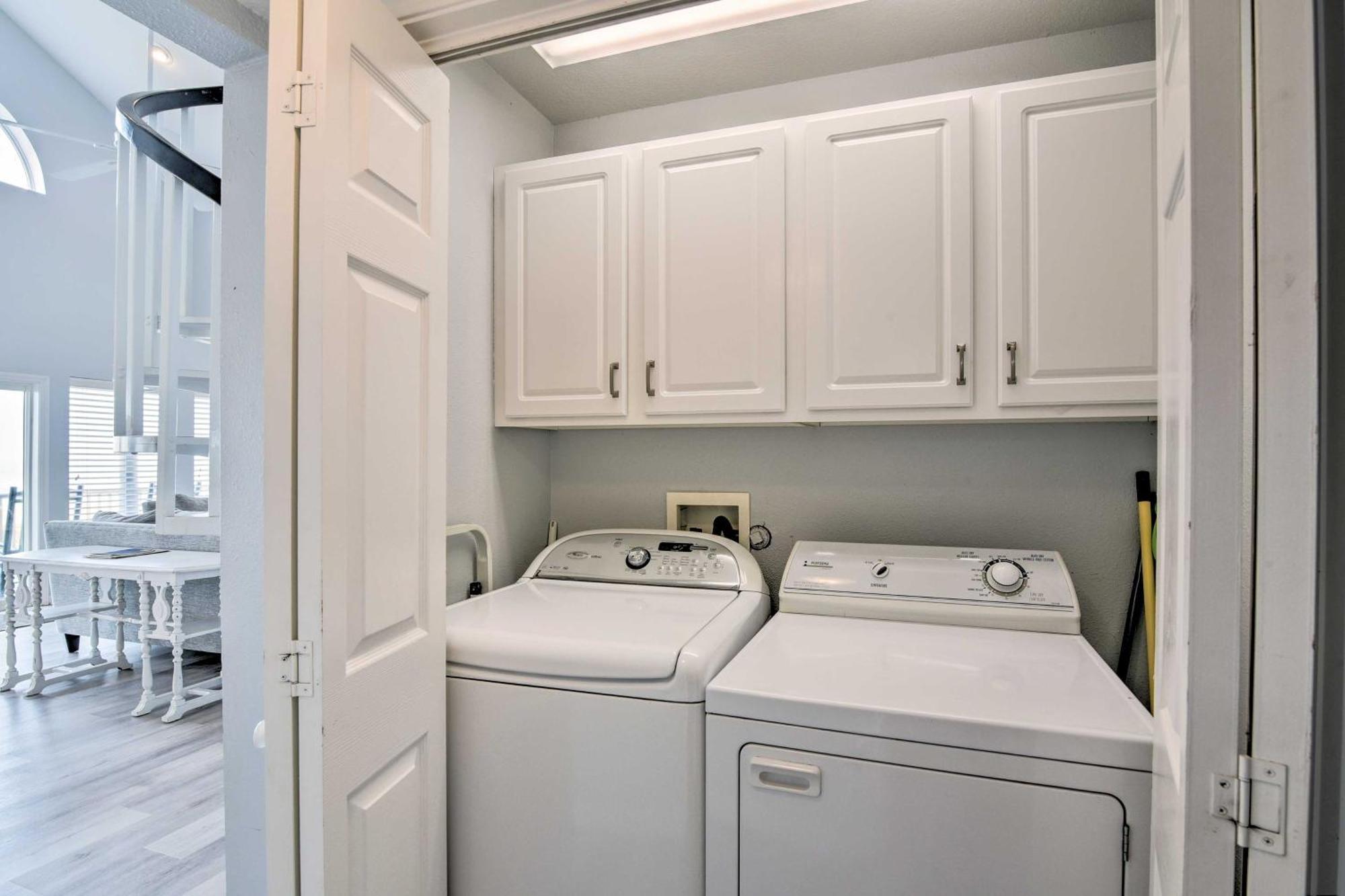 Oceanfront Galveston Home - Walk To Beach! Εξωτερικό φωτογραφία